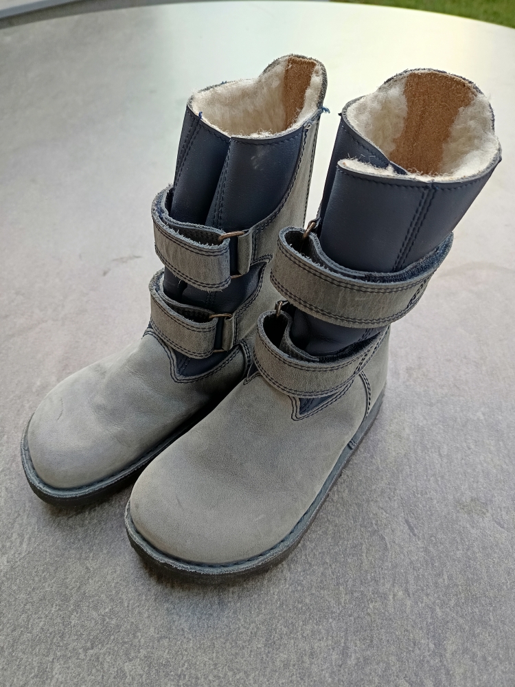 ungetragene, neue blaue Kinder Winterstiefel Gr. 30