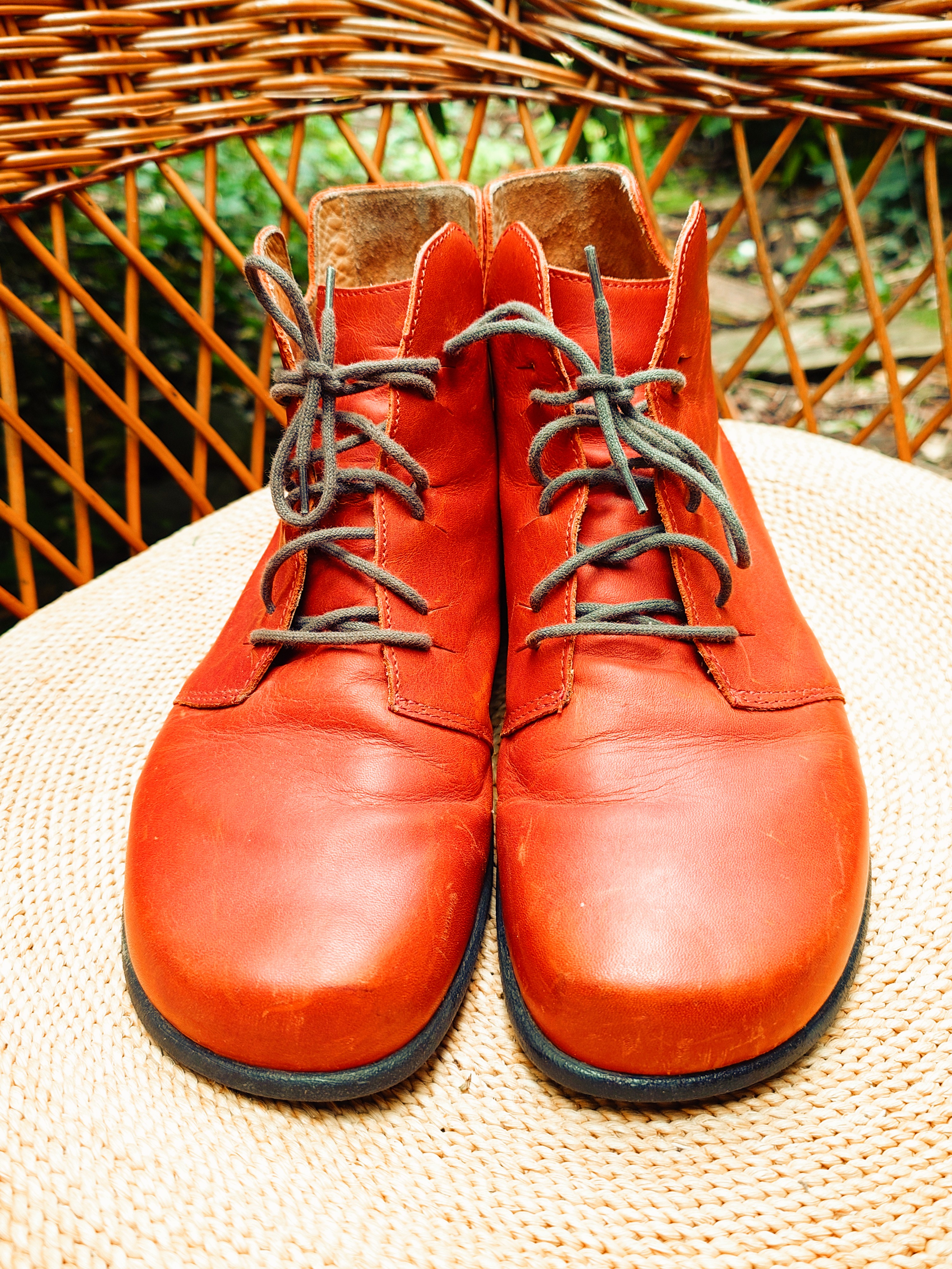 Waldviertler "Goart" in Rot, Gr. 40 F