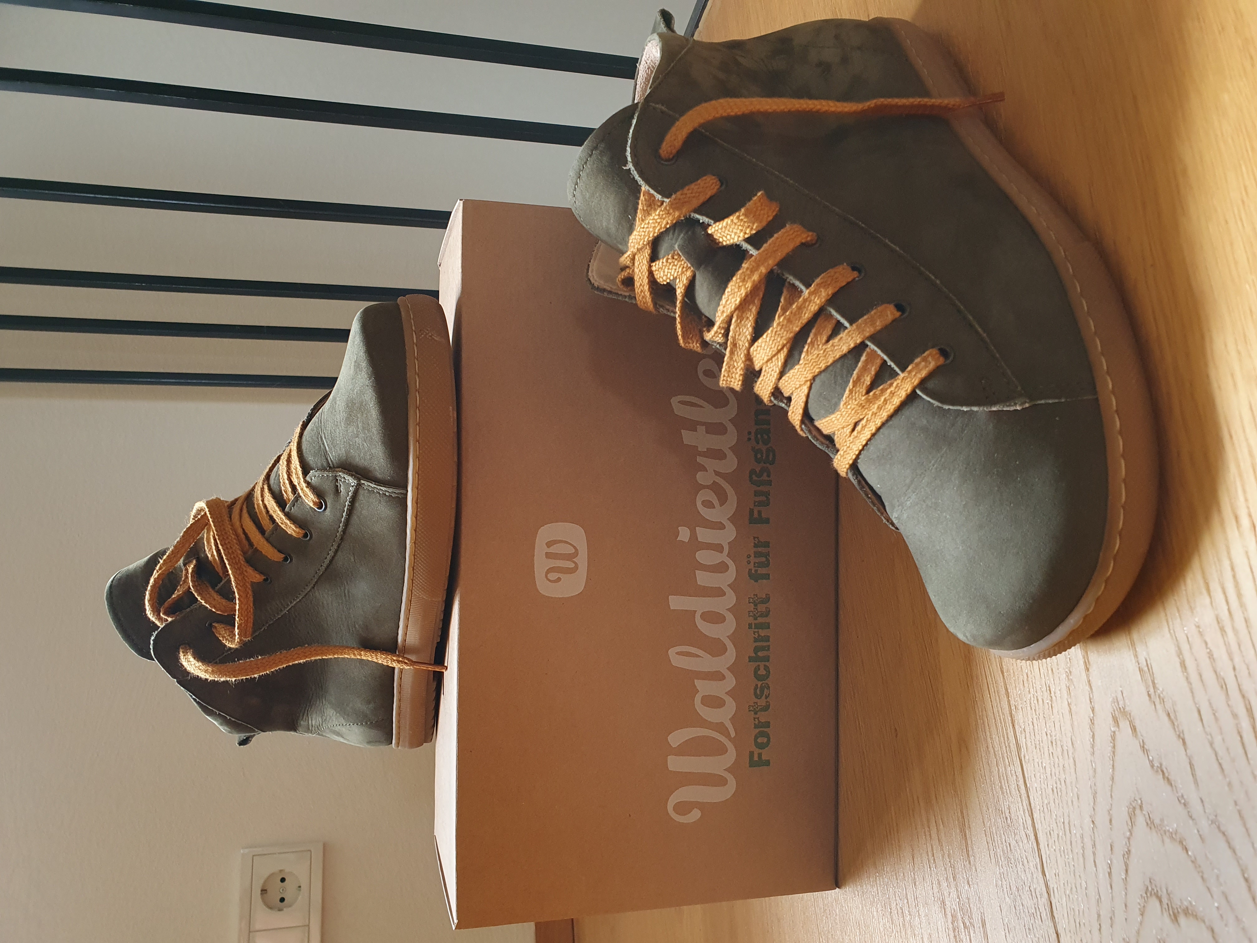 Waldviertler "Wirbelwind" – G39, Olive – Top Zustand!