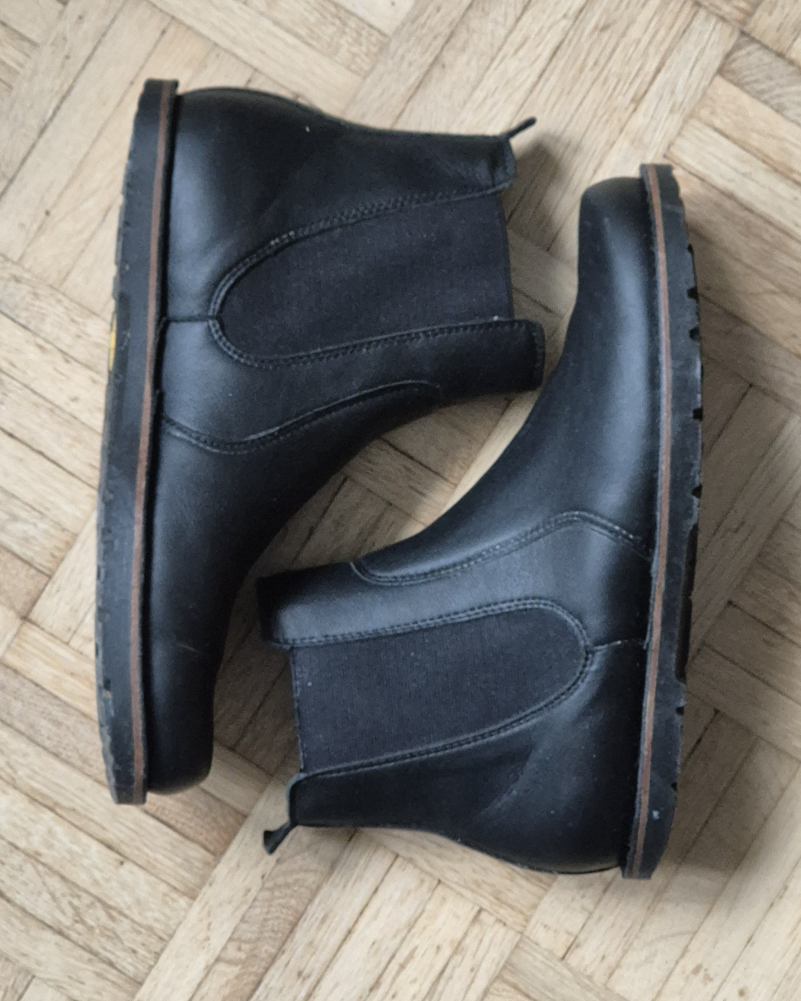 Mustang schwarz F 40