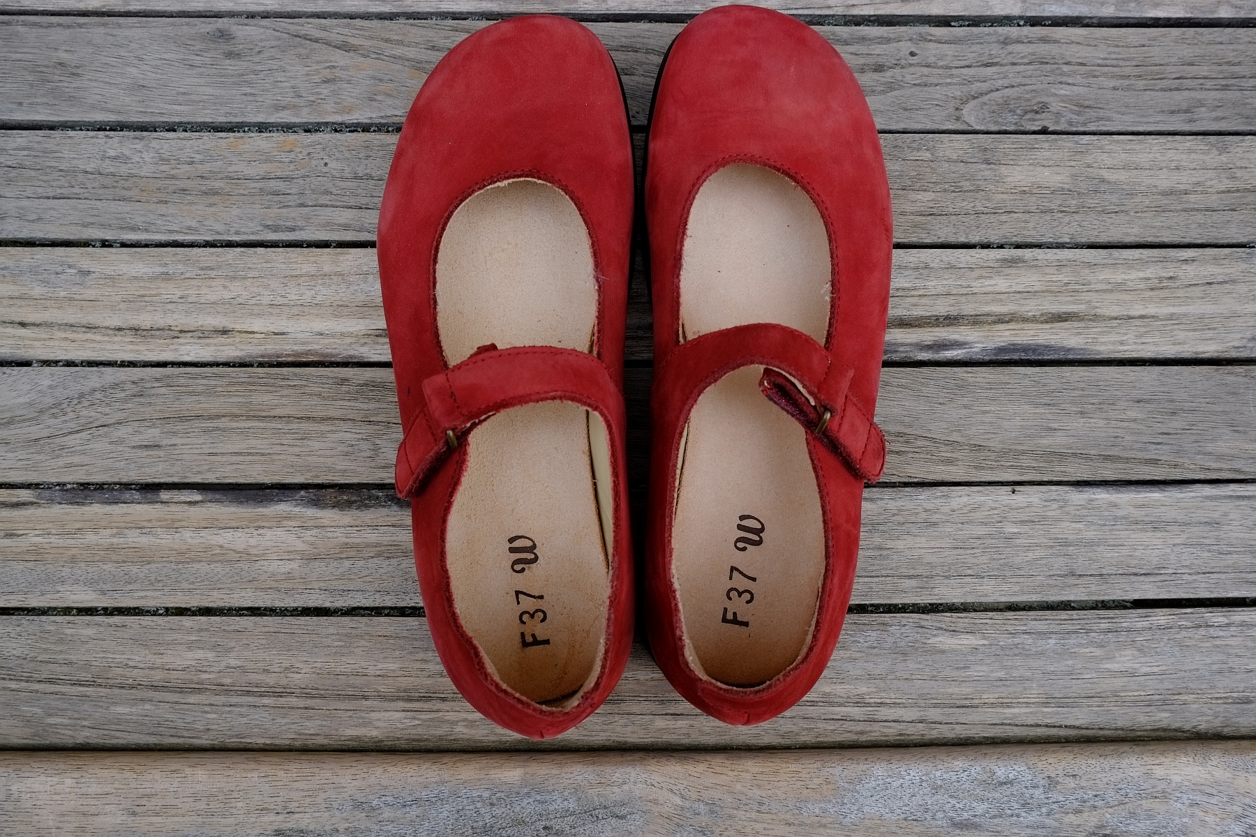 Ballerina Rina 37 rot