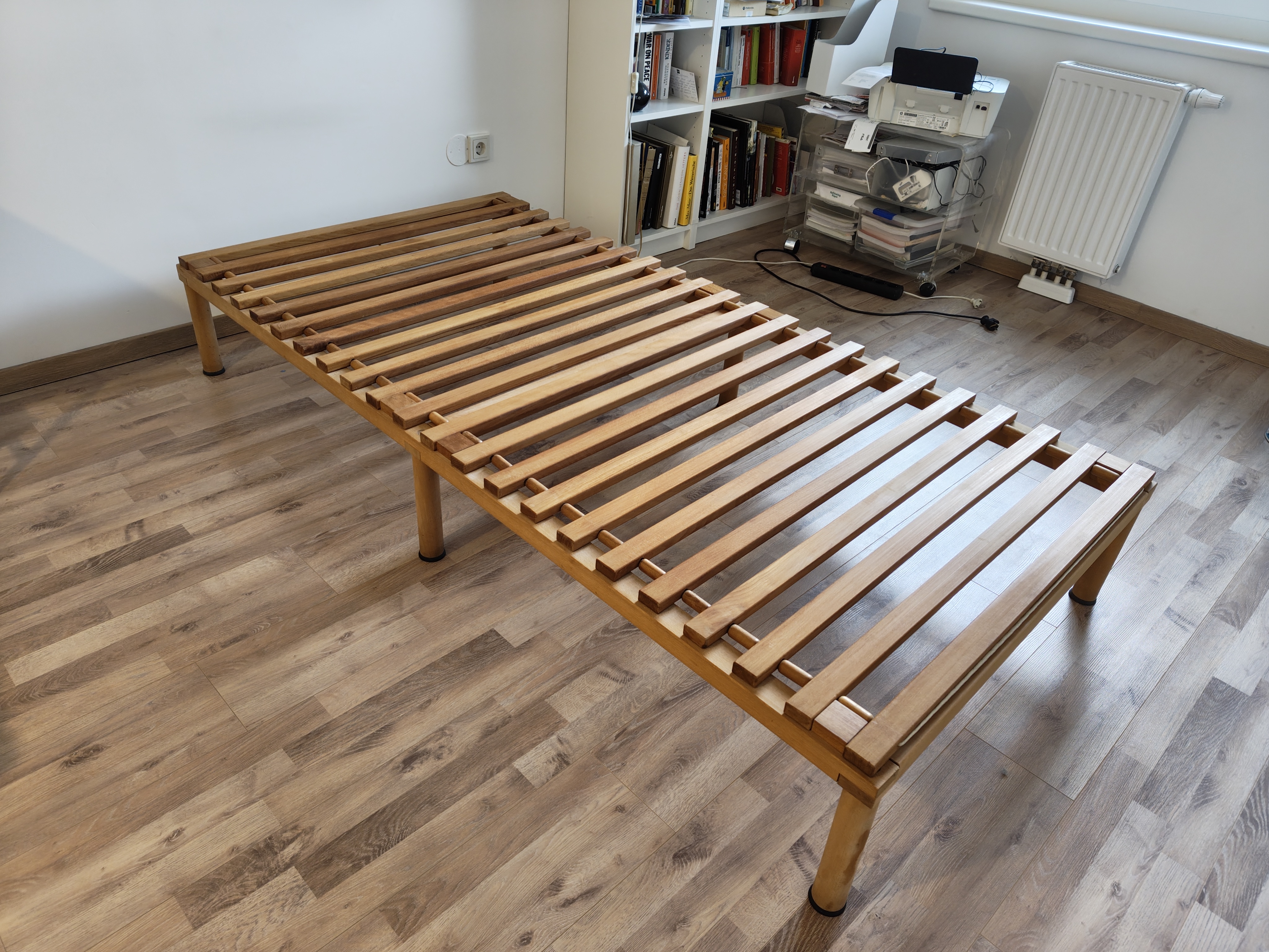 Blackbird 100x200 + optional mit Matratze