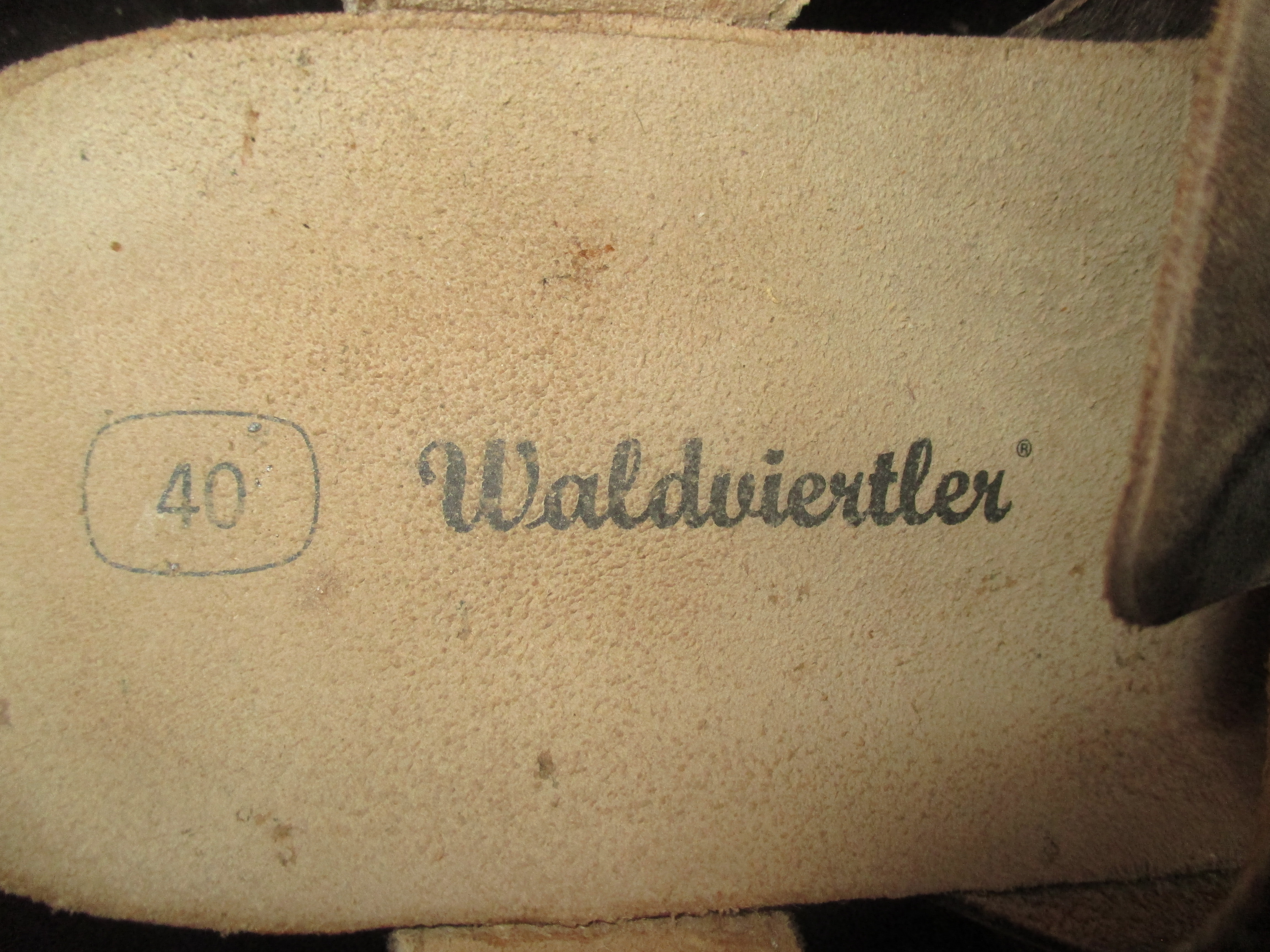 Frau Sommer 40, Flachs neu