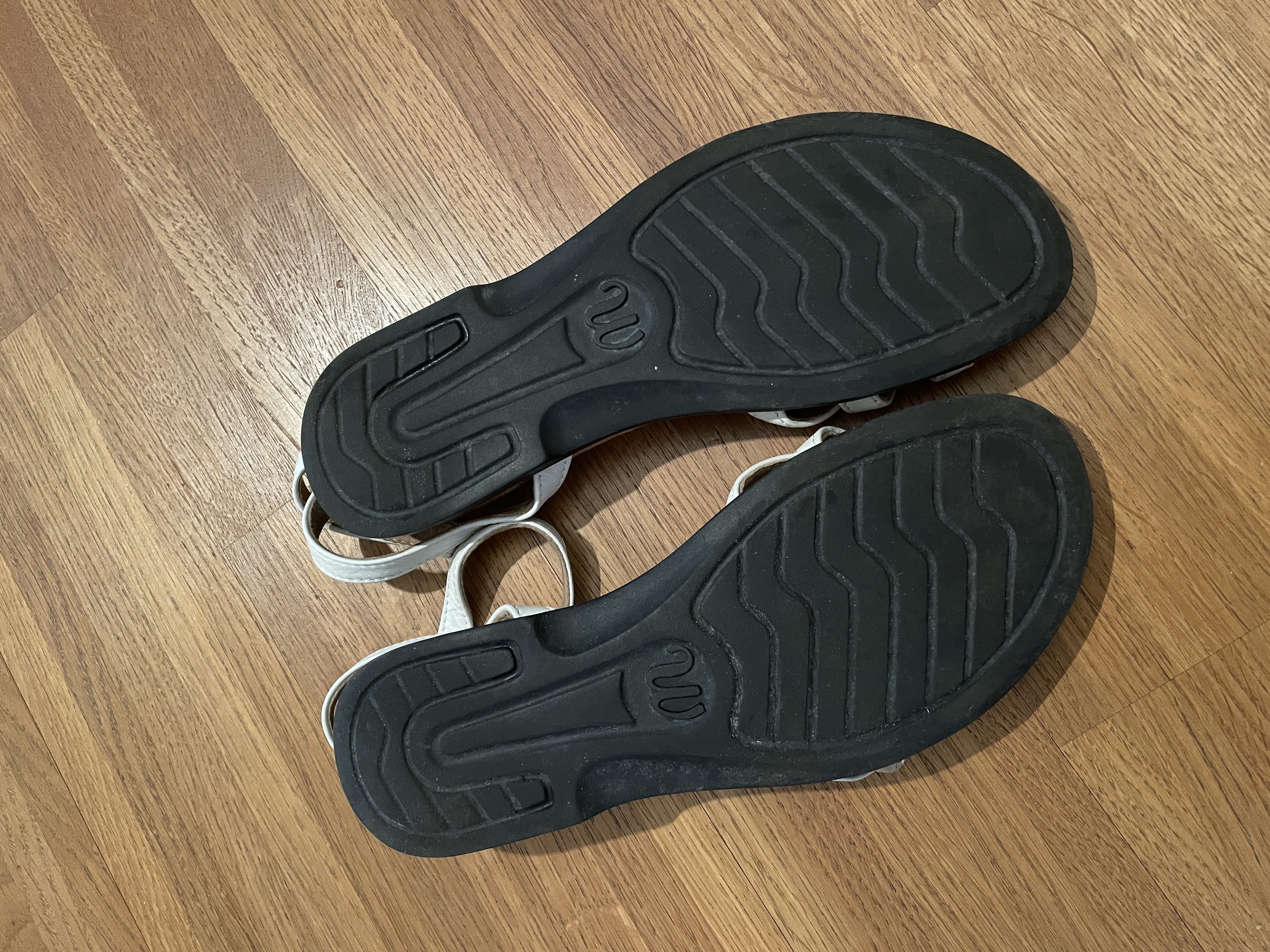 Papallona Sandalen Gr 39