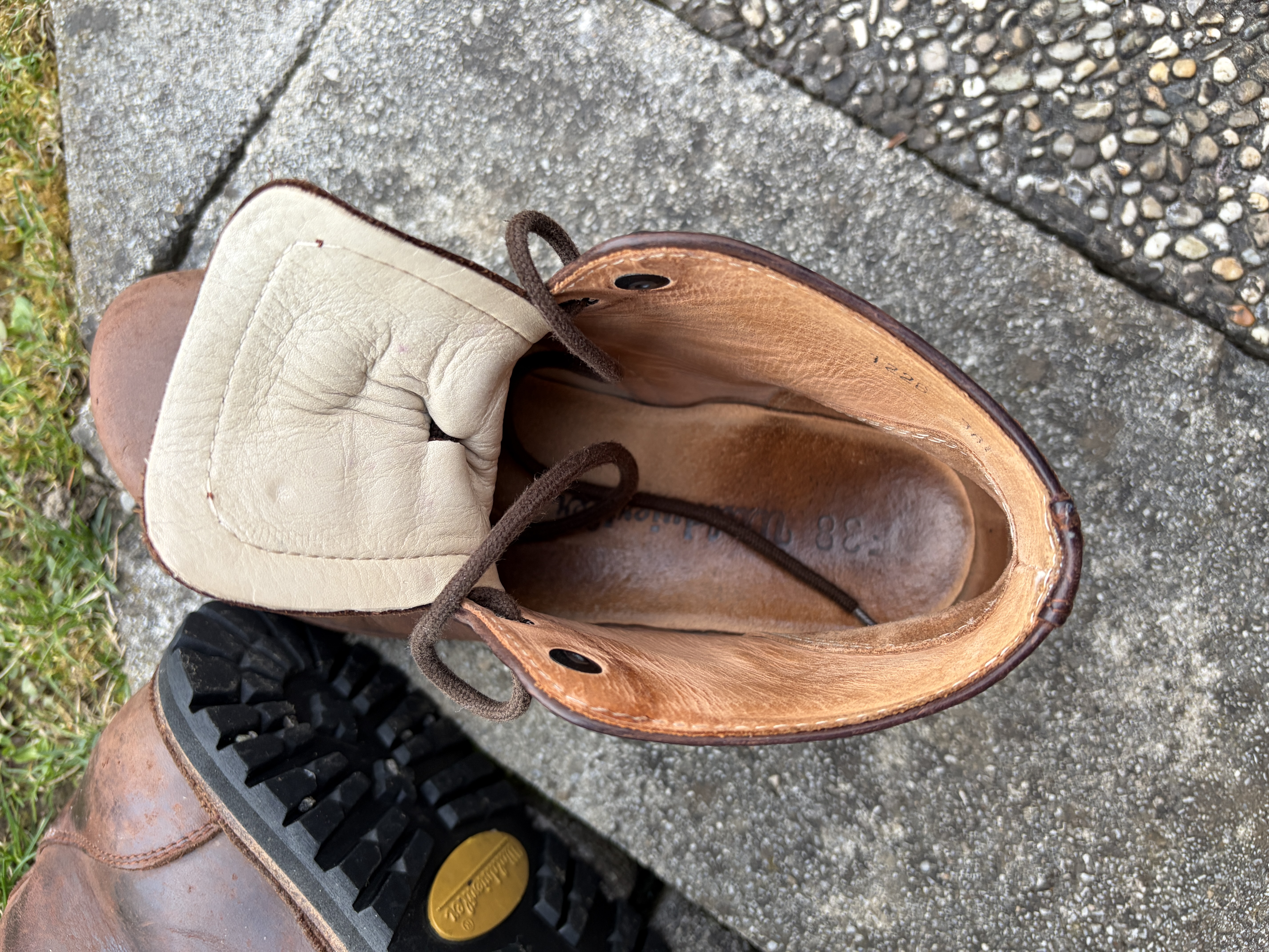 Waldviertler Tramper Gr. 38 dunlelbraun