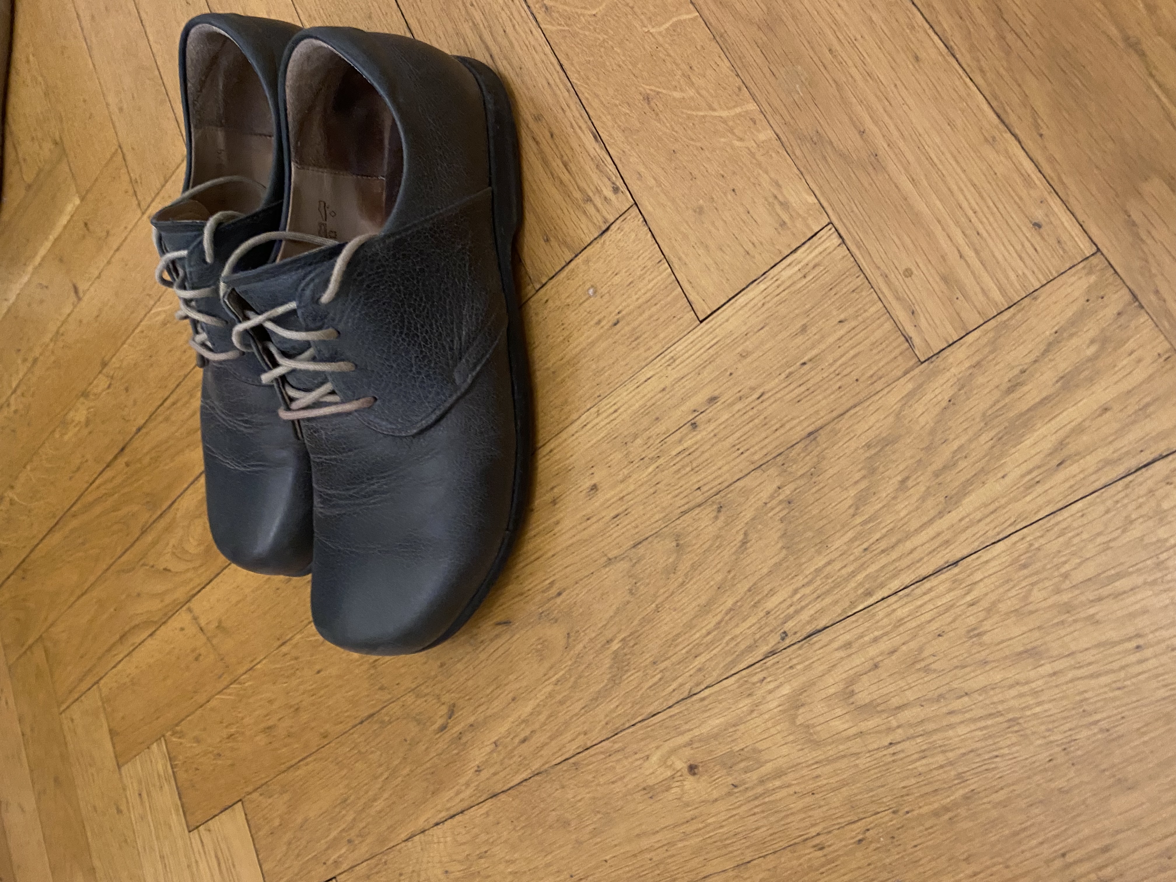 Schuhe in Größe 40