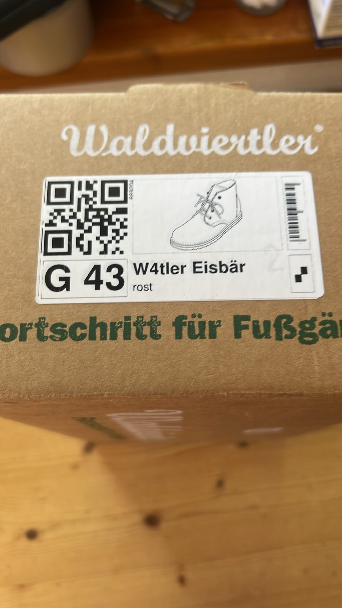 Waldviertler Eisbär, Größe 43 G (für mittelbreite Füße), fellgefüttert, ungetragen