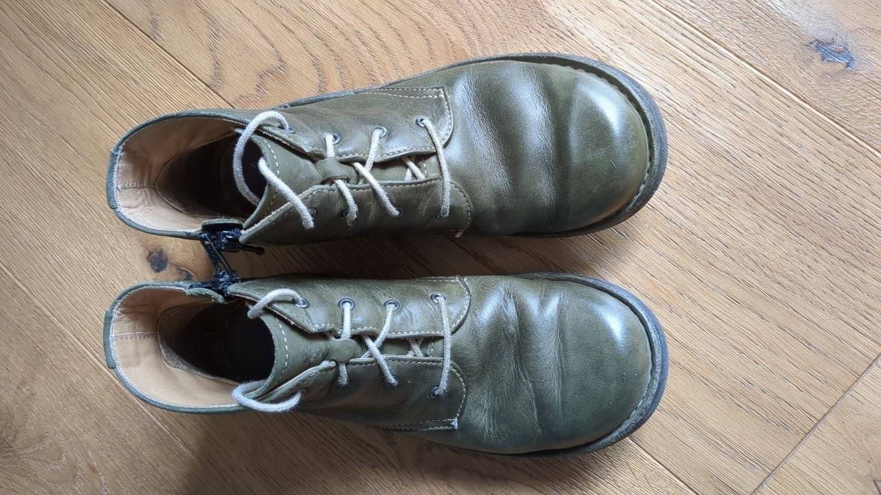 Schuhe GR 34