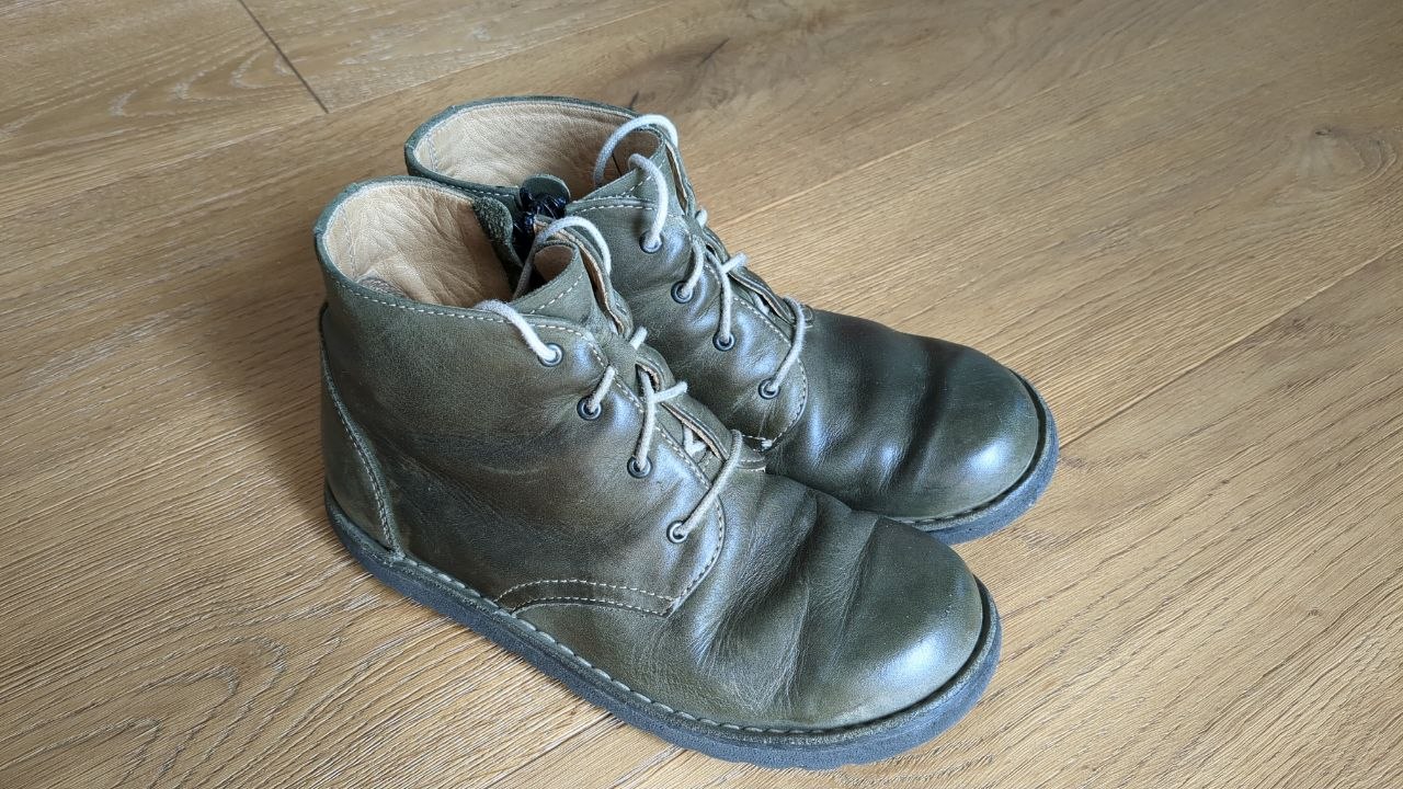 Schuhe GR 34